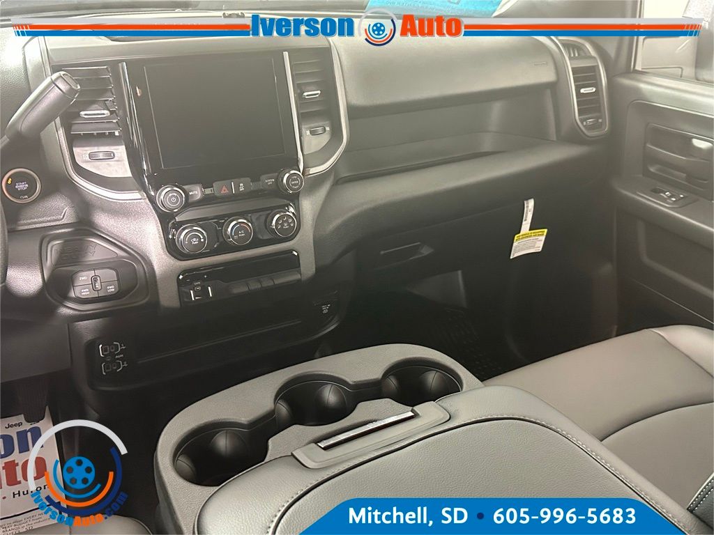 2026 Ram 2500 Tradesman photo 26