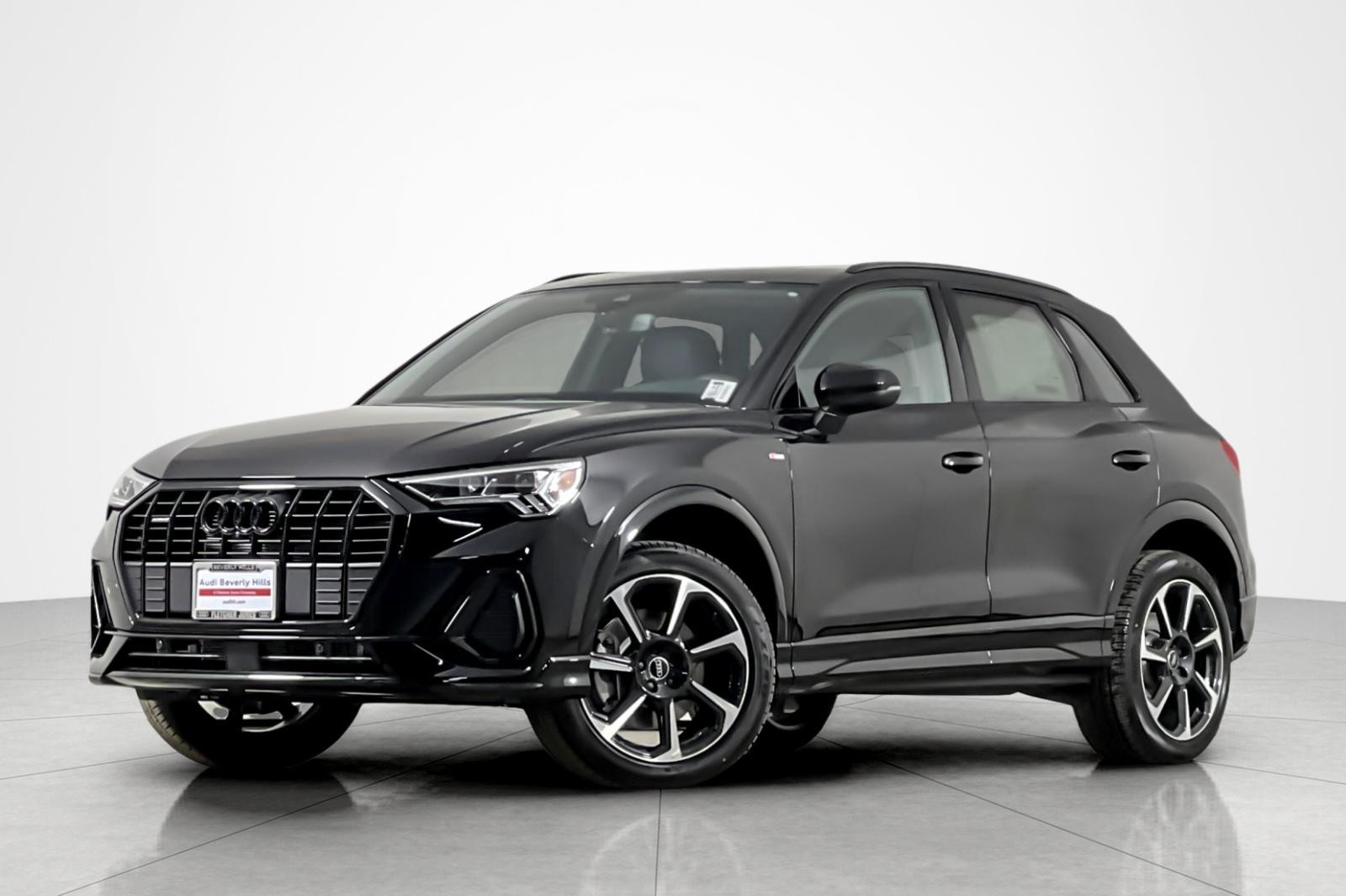 2025 Audi Q3 S Line Premium Plus's photo