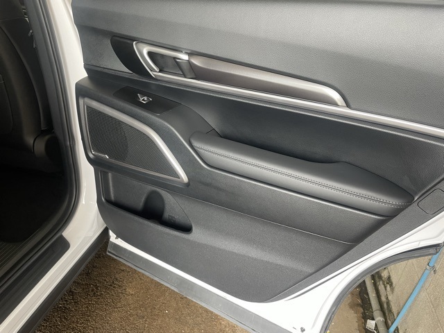 2025 Kia Telluride S photo 22