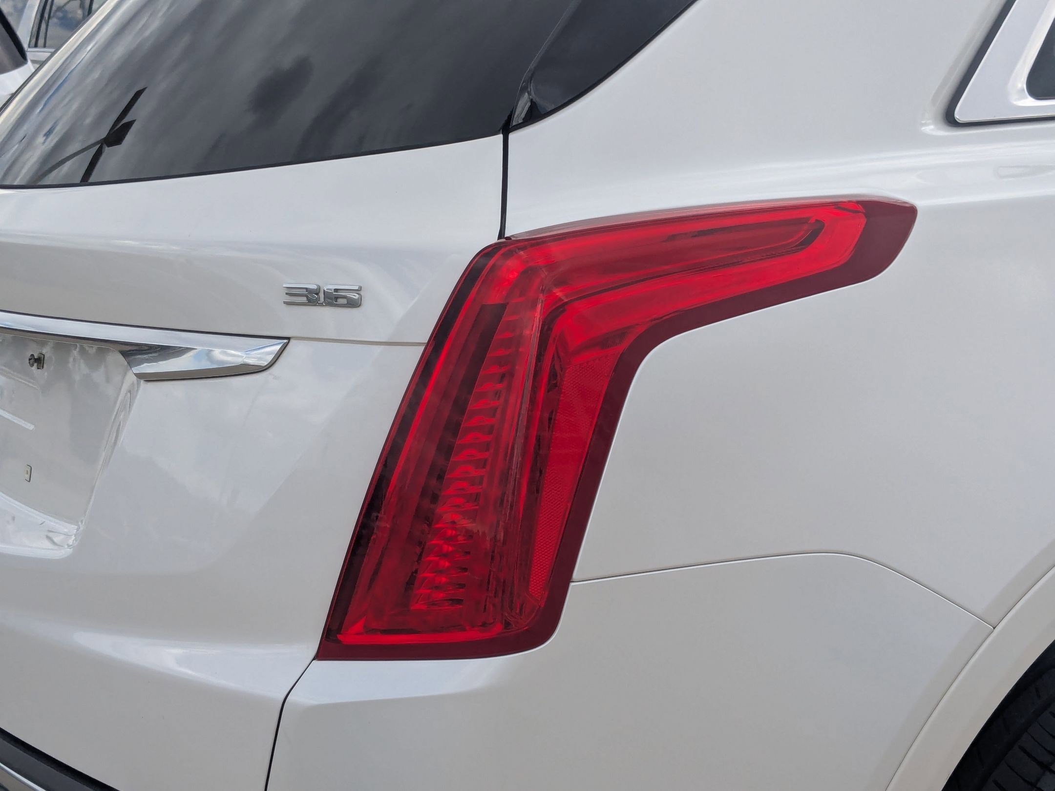 2018 Cadillac XT5 Luxury photo 11