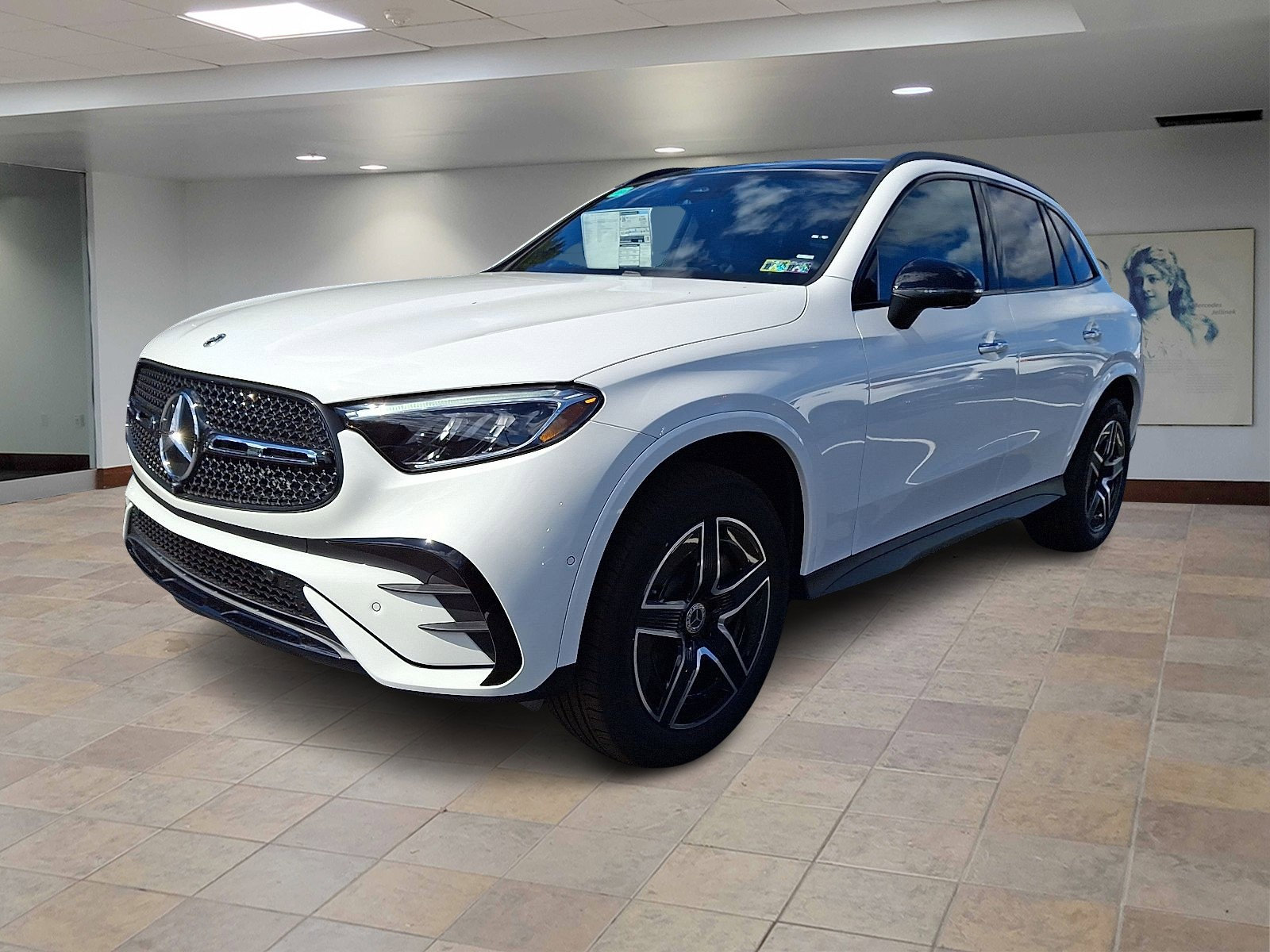 2026 Mercedes Benz GLC 300 4MATIC photo 3