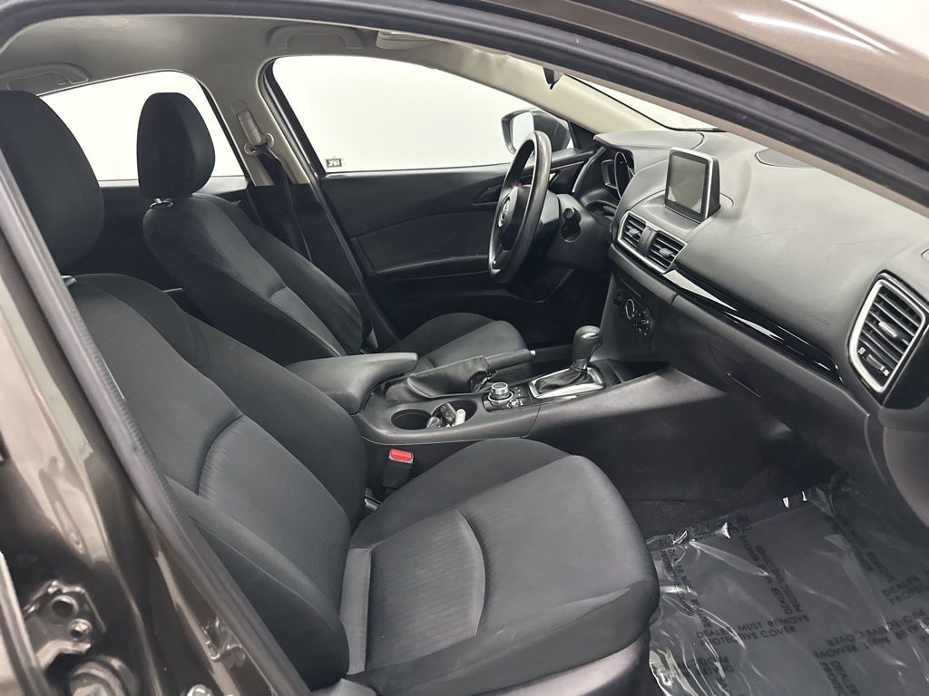 2015 Mazda Mazda3 i Sport photo 20
