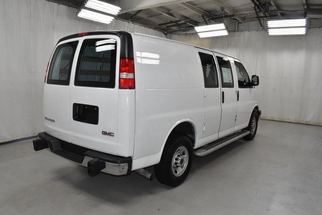 2023 Gmc Savana Cargo 2500 photo 3