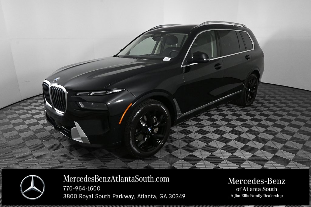 2024 BMW X7 40i's photo