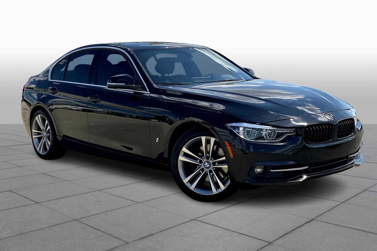 2025 Bmw 330i photo 2