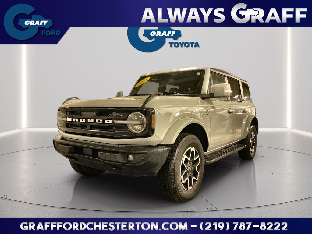 2023 Ford Bronco 4-Door Outer Banks's photo