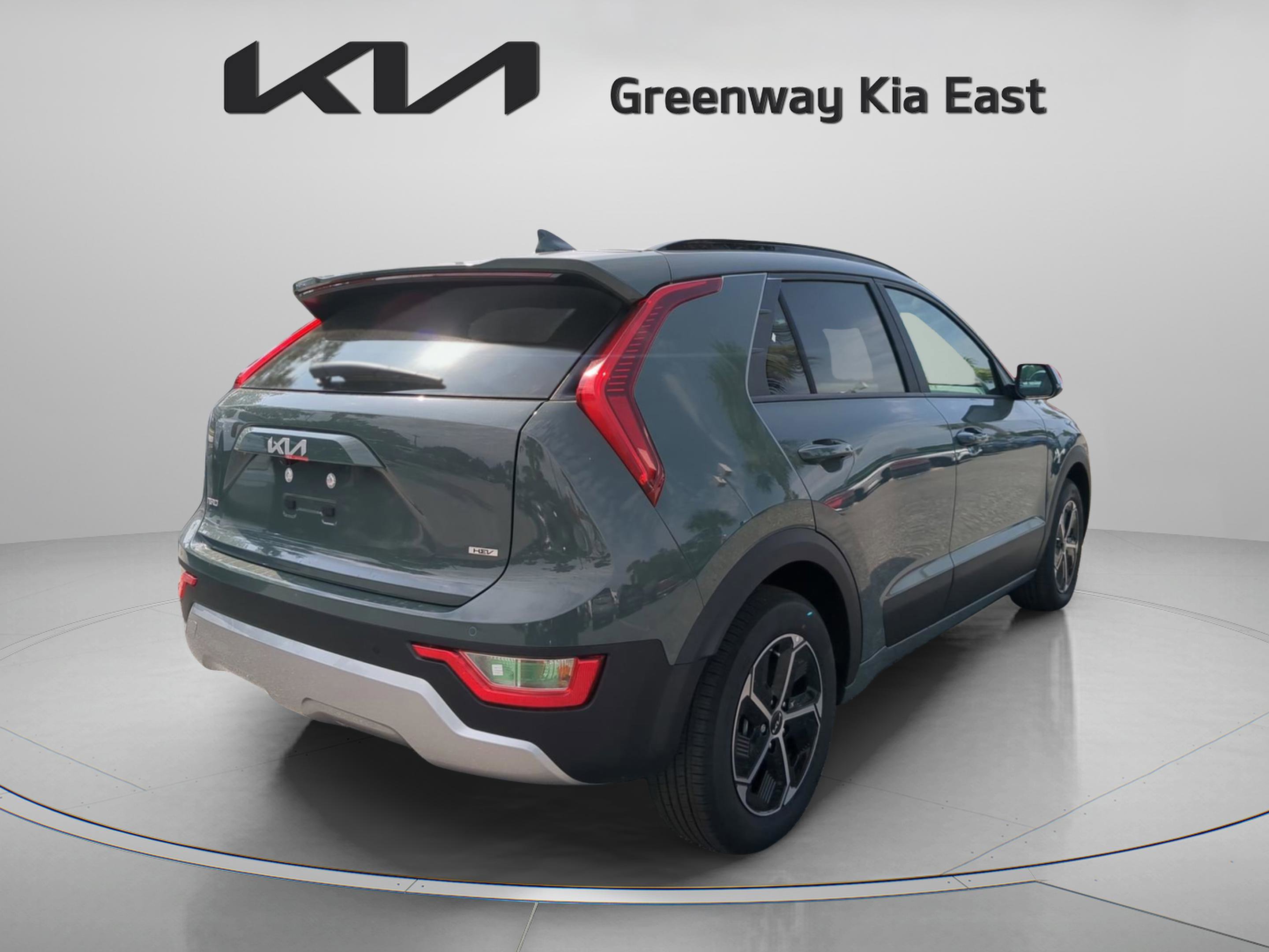 2025 Kia Niro EX photo 6