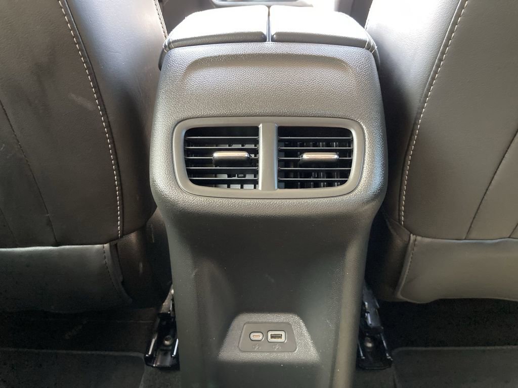 2023 Buick Envision Essence photo 30