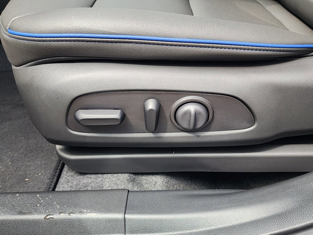 2026 Buick Envista ST photo 17