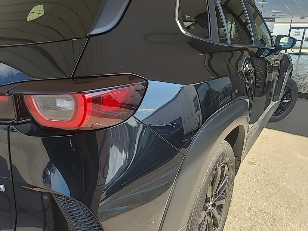 2024 Mazda CX-50 2.5 S Preferred photo 4