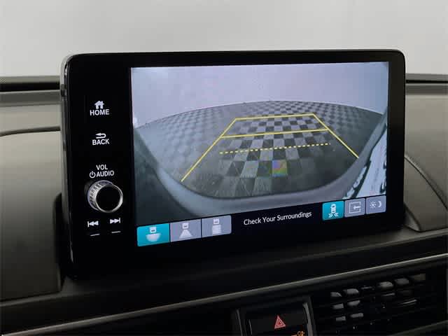 2025 Honda Pilot Touring photo 17