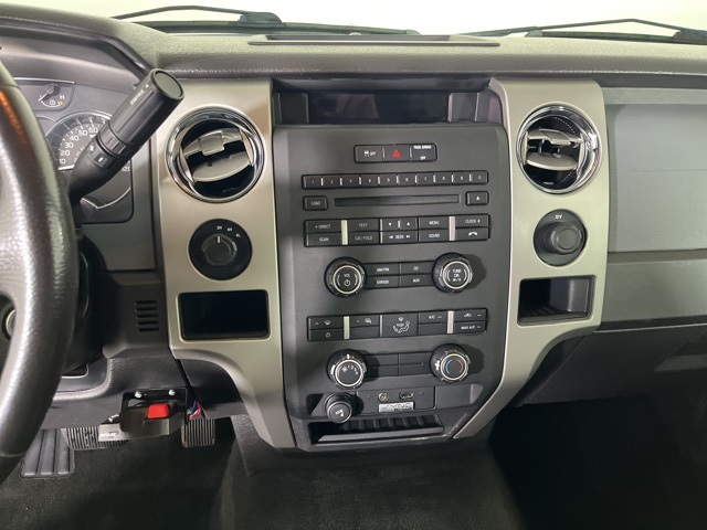 2012 Ford F-150 XLT photo 18