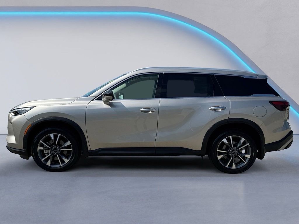 2024 Infiniti QX60 Luxe photo 5