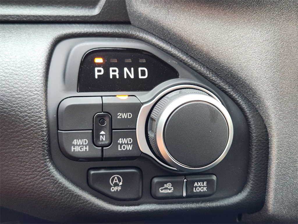 2026 Ram 1500 Warlock photo 15