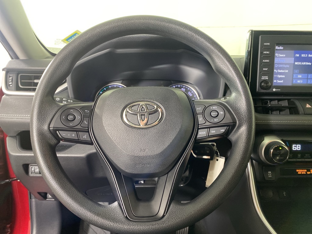 2020 Toyota RAV4 Hybrid LE photo 13