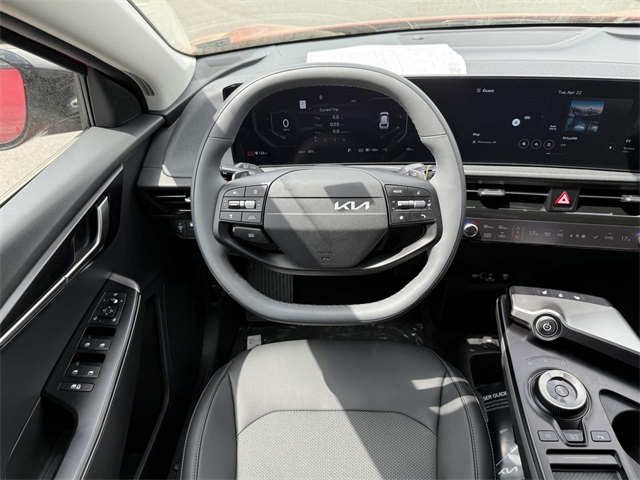 2025 Kia EV6 Light photo 2