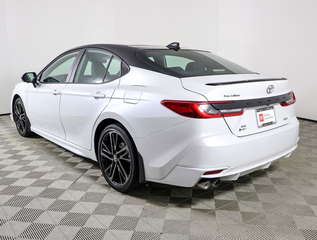 2025 Toyota Camry XSE photo 4