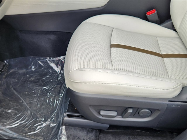 2025 Mazda CX-90 Plug-in Hybrid Premium Plus photo 11