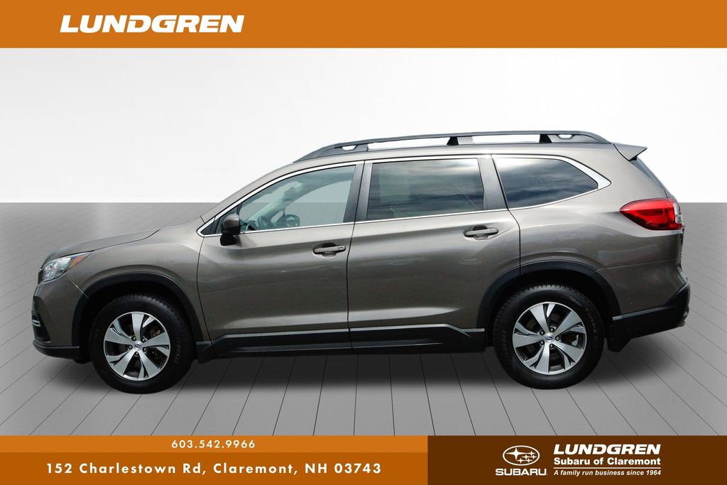 2022 Subaru Ascent Premium photo 8