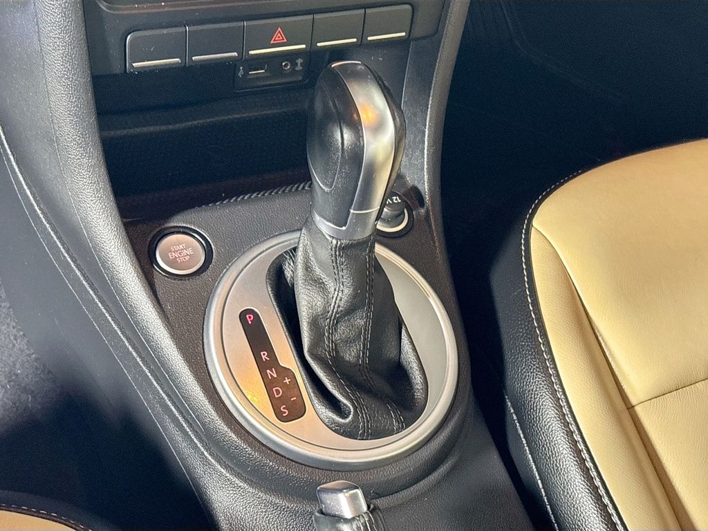 2018 Volkswagen Beetle Coast photo 17