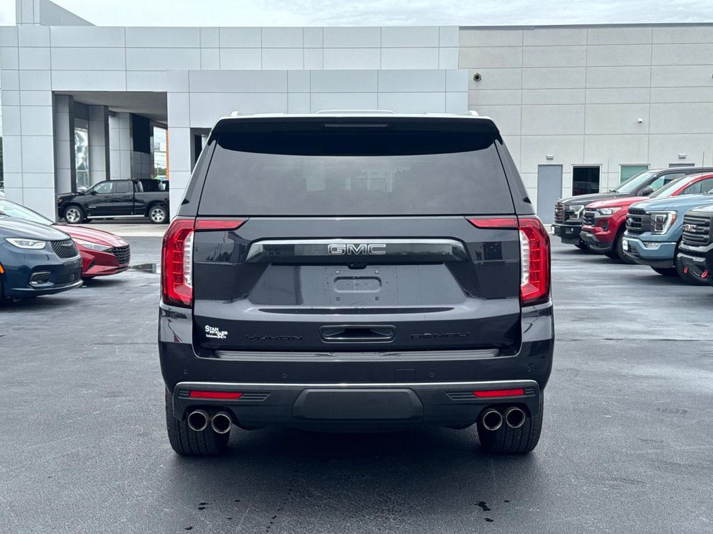 2024 Gmc Yukon Denali Ultimate photo 3