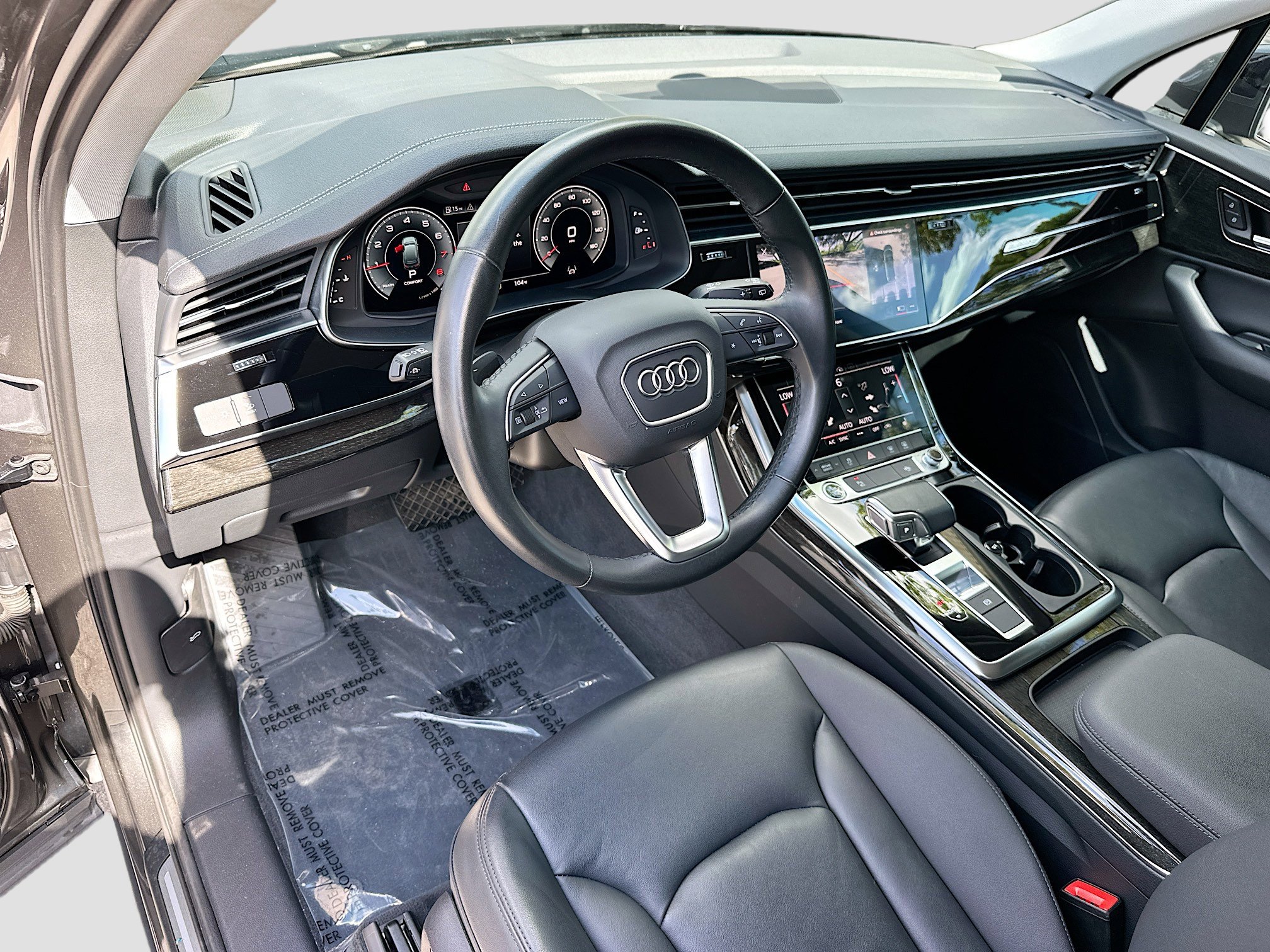 2023 Audi Q7 Premium photo 8