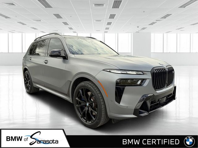 2024 BMW X7 M60i's photo