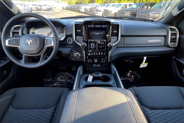 2025 Ram 1500 Big Horn Lone Star photo 4