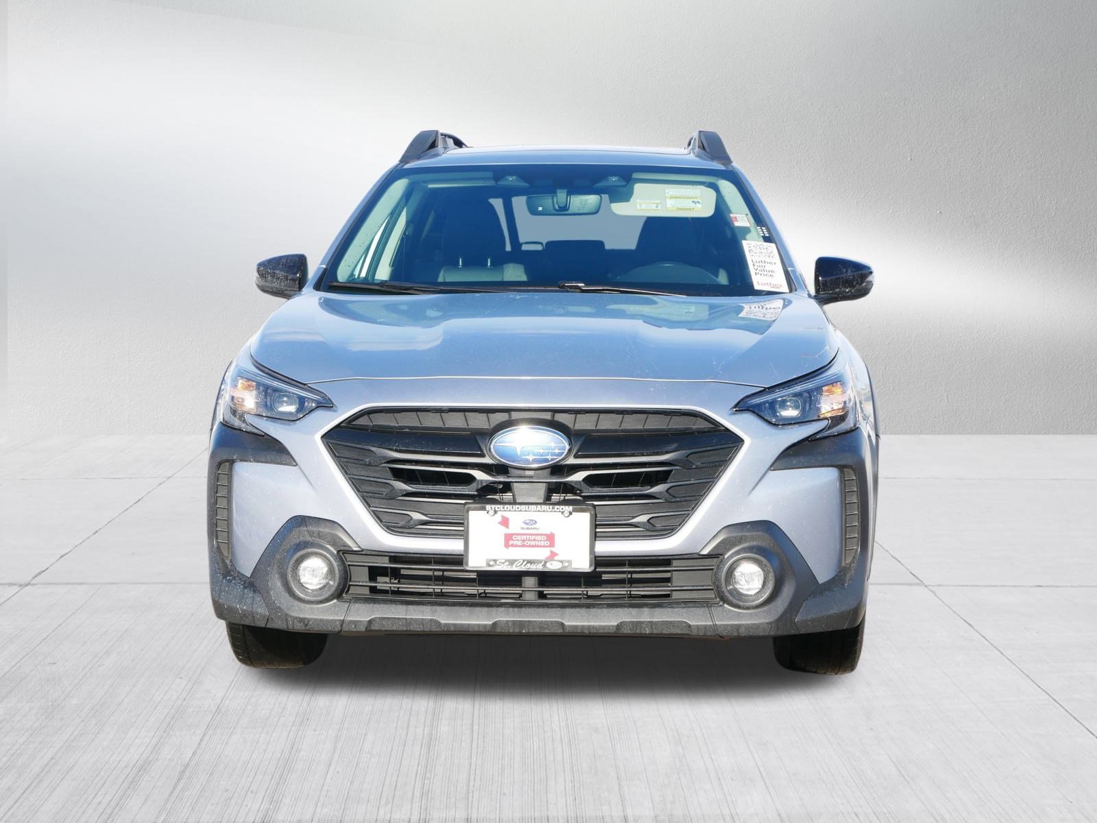 2024 Subaru Outback Onyx Edition photo 2