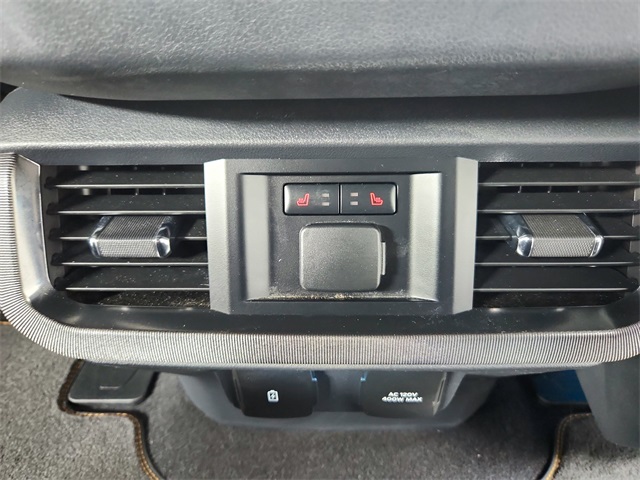 2023 Ford F-150 Platinum photo 41