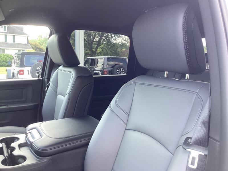 2026 Ram 2500 Tradesman photo 19