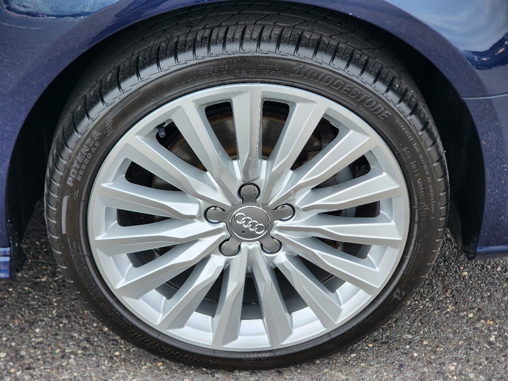 2017 Audi A3 E-tron Premium Plus photo 3