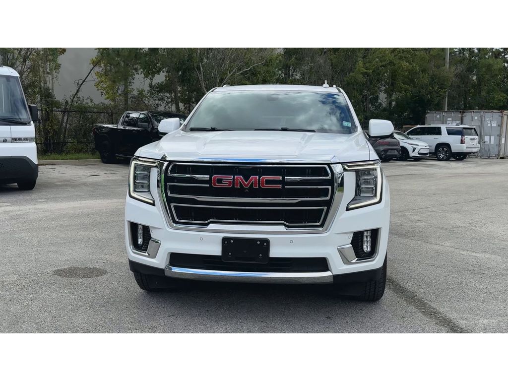 2022 Gmc Yukon SLT photo 2