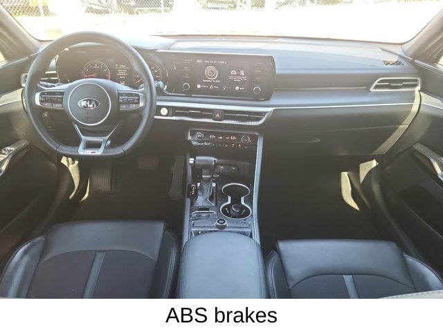 2021 Kia K5 GT-Line photo 9