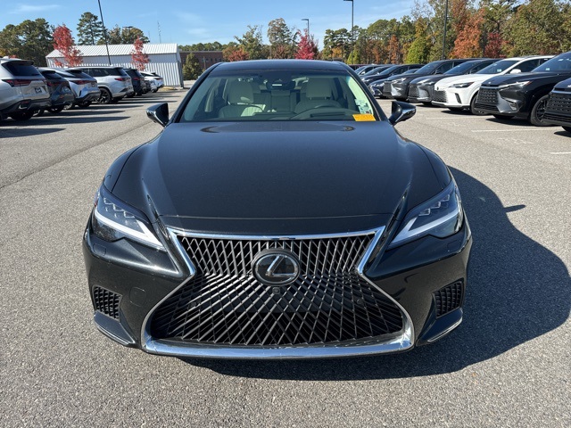 2022 Lexus LS 500 photo 2