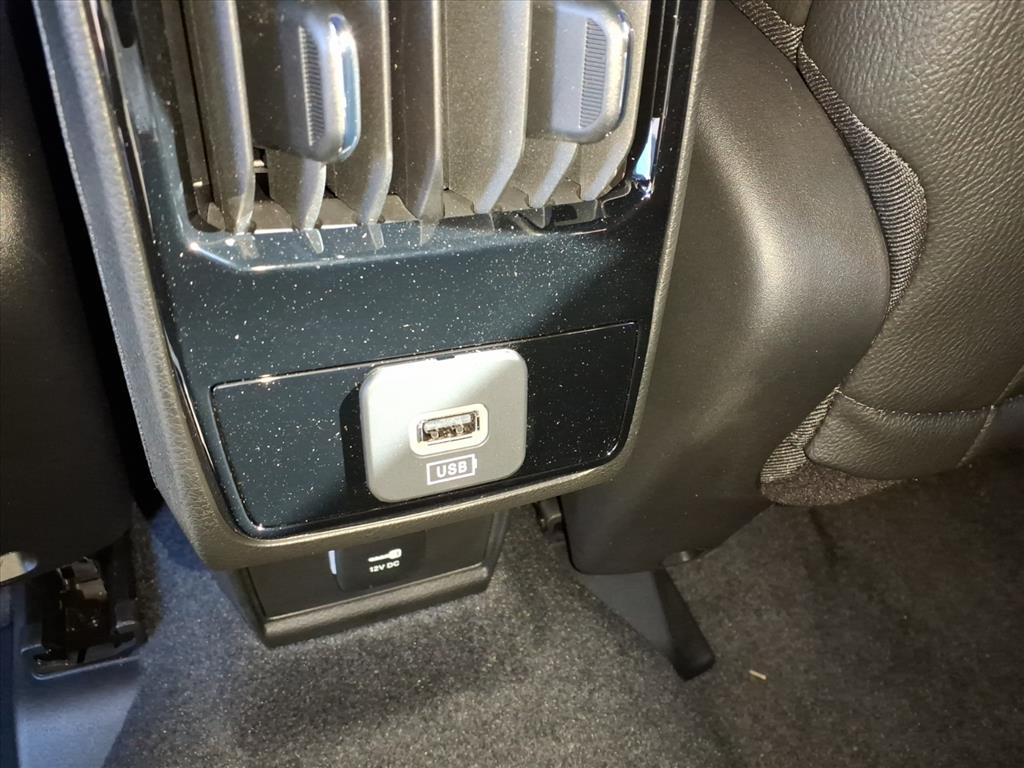 2026 Jeep Compass Latitude Altitude photo 4