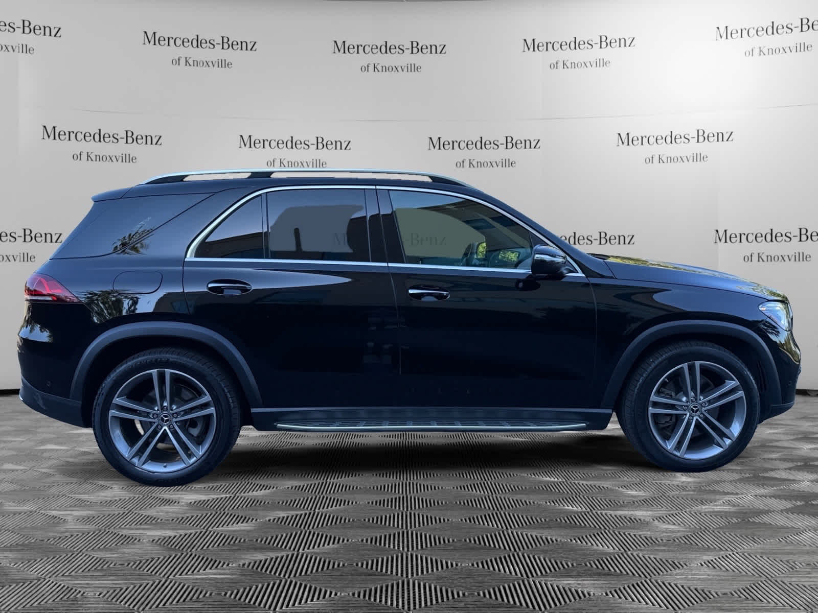 2020 Mercedes Benz GLE 450 4MATIC photo 2
