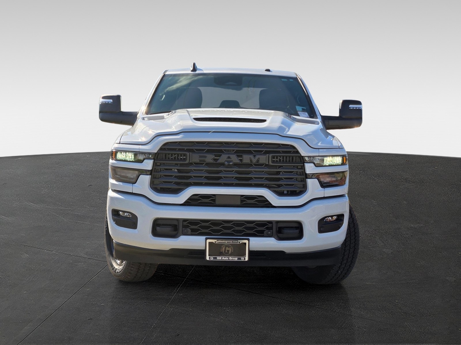 2026 Ram 2500 Tradesman photo 2