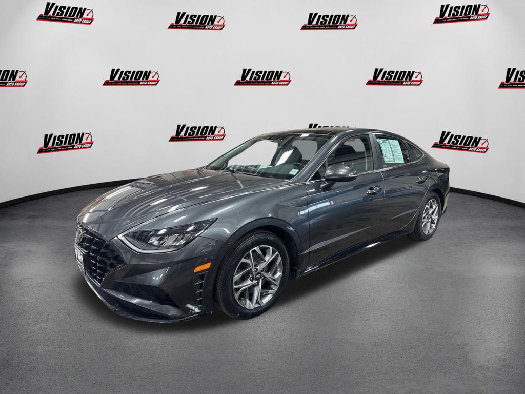 2022 Hyundai Sonata SEL's photo