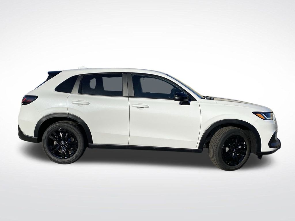 2026 Honda HR-V Sport photo 2