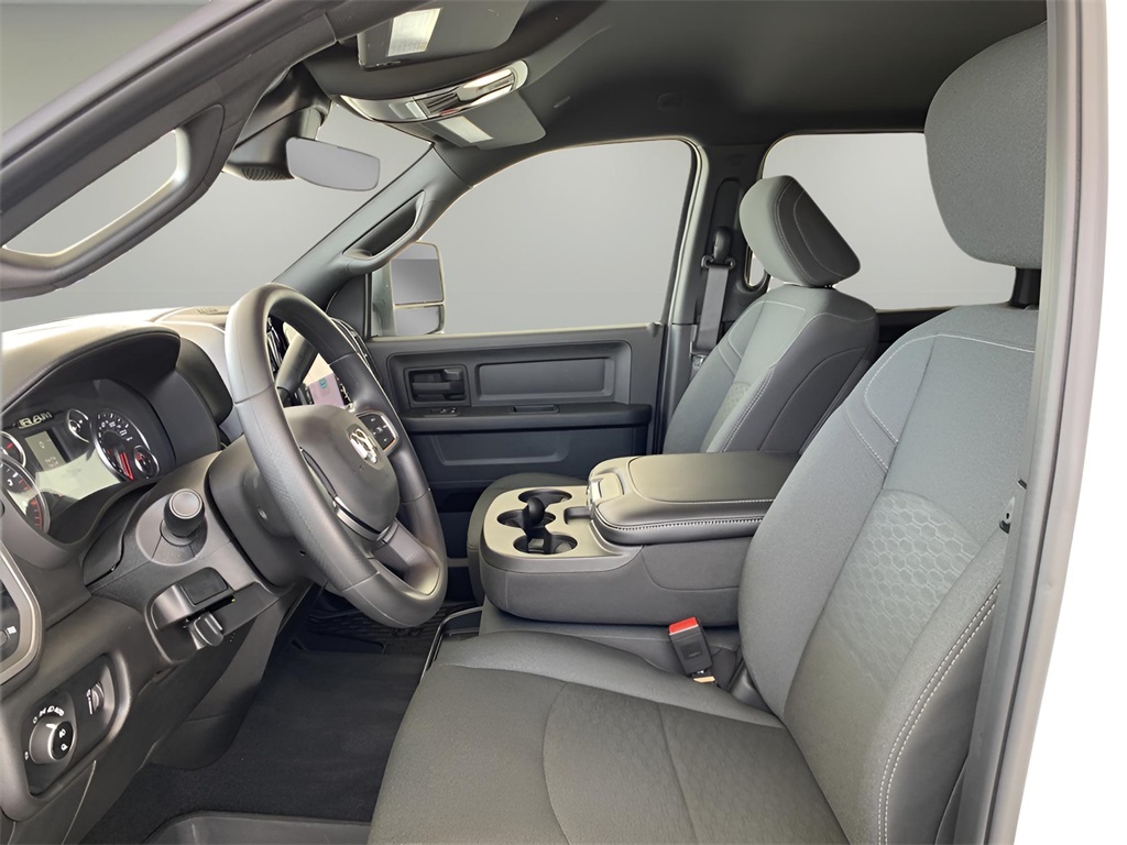2025 Ram 2500 Tradesman photo 23