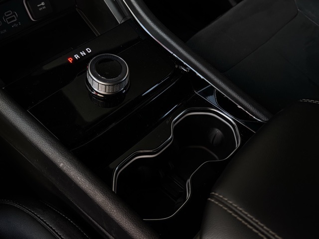2023 Jeep Grand Cherokee Altitude photo 9