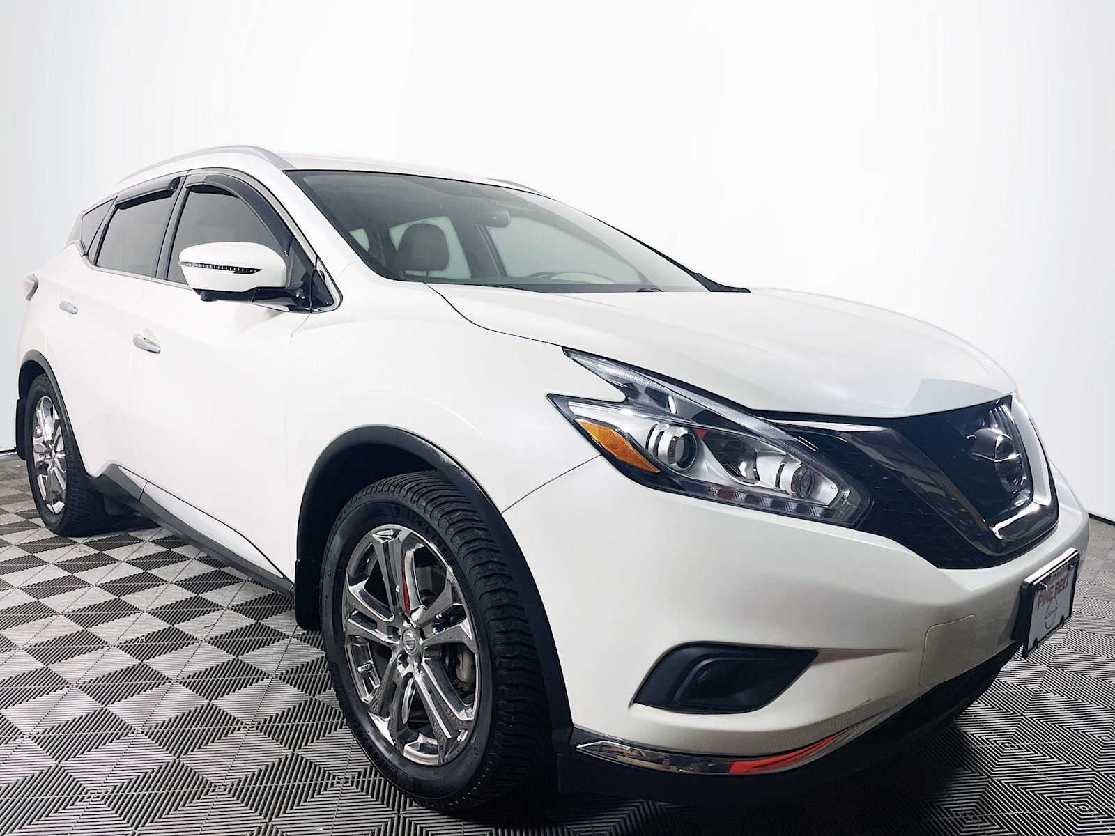 2018 Nissan Murano Platinum photo 2