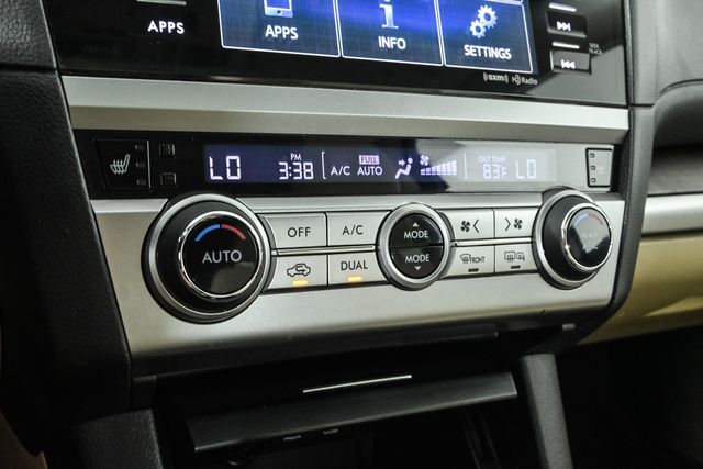 2016 Subaru Outback 2.5i photo 16