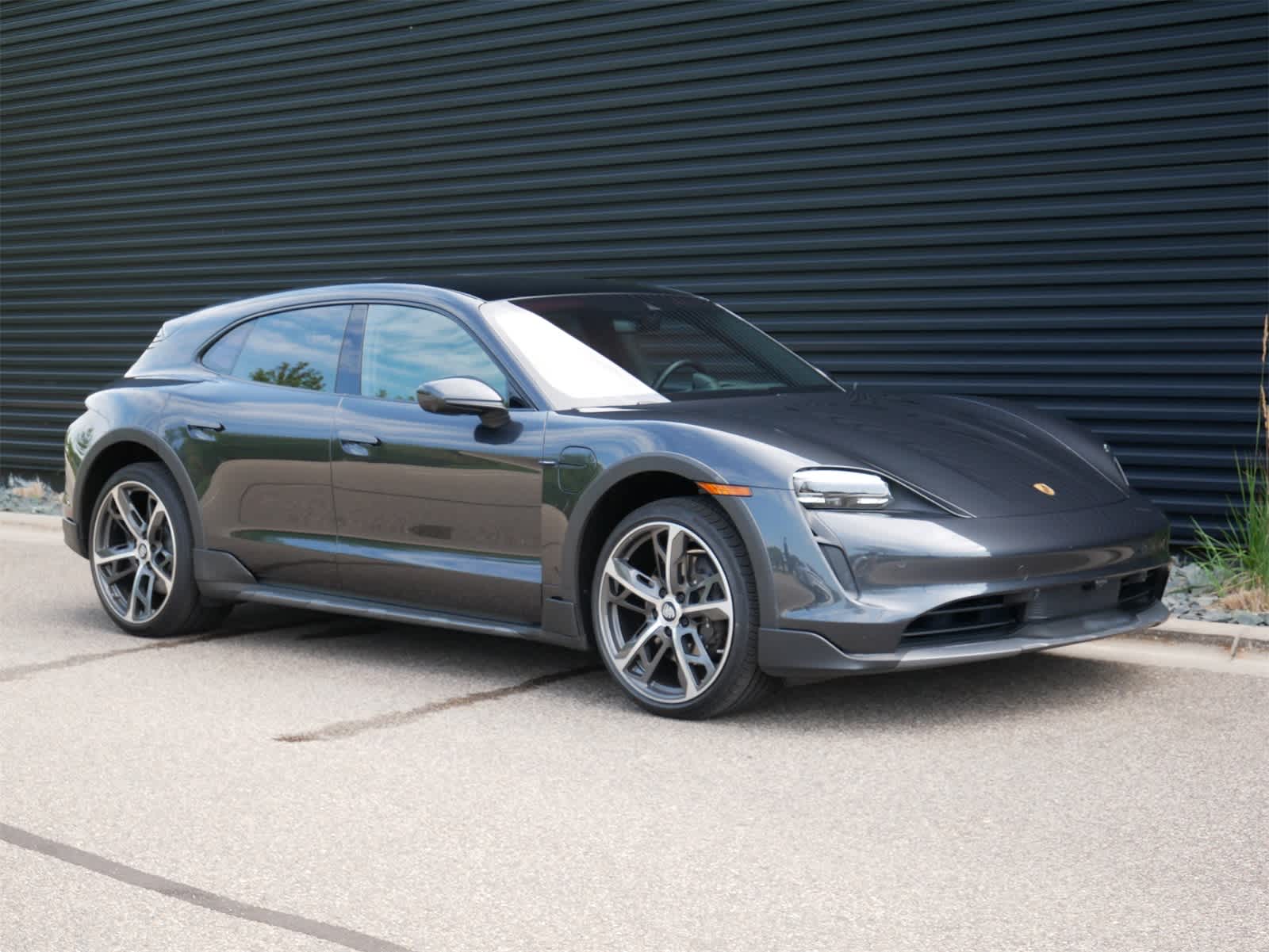 2021 Porsche Taycan 4 Cross Turismo photo 22