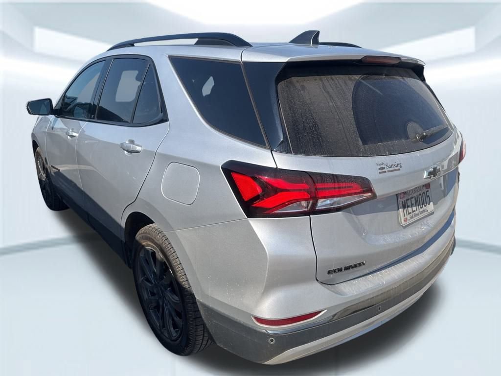 2022 Chevrolet Equinox RS photo 2