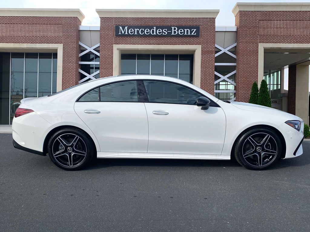 2025 Mercedes Benz CLA 250 photo 4