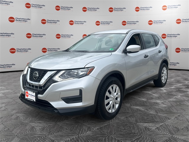 2019 Nissan Rogue S's photo