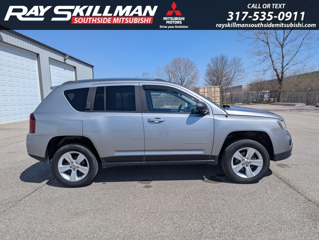 2015 Jeep Compass Altitude photo 4