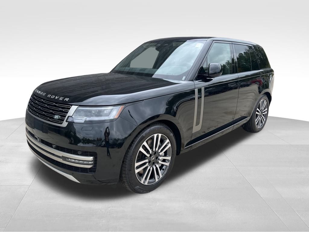 2025 Land Rover Range Rover SE photo 2